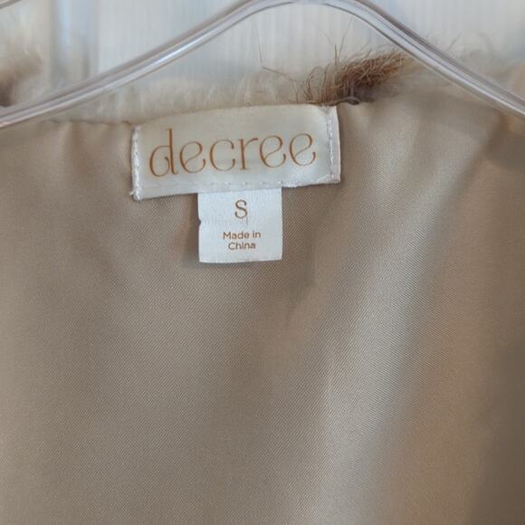 EUC Decree Faux Fur Vest, S - Picture 3 of 5